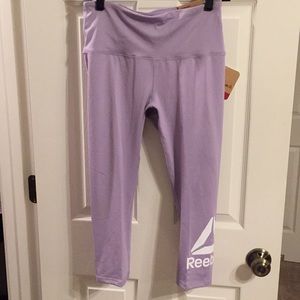 NWT Reebok Skinny Capri High Rise Pant